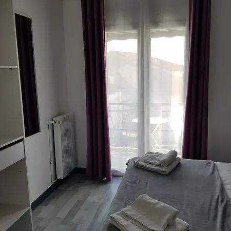 L'etoile Hotel *